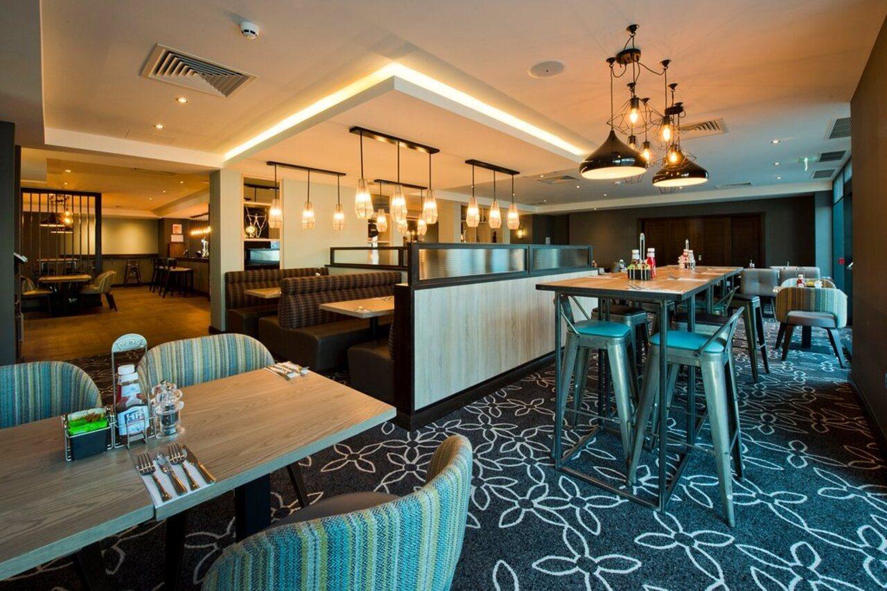 Premier Inn London Wembley Stadium Екстер'єр фото